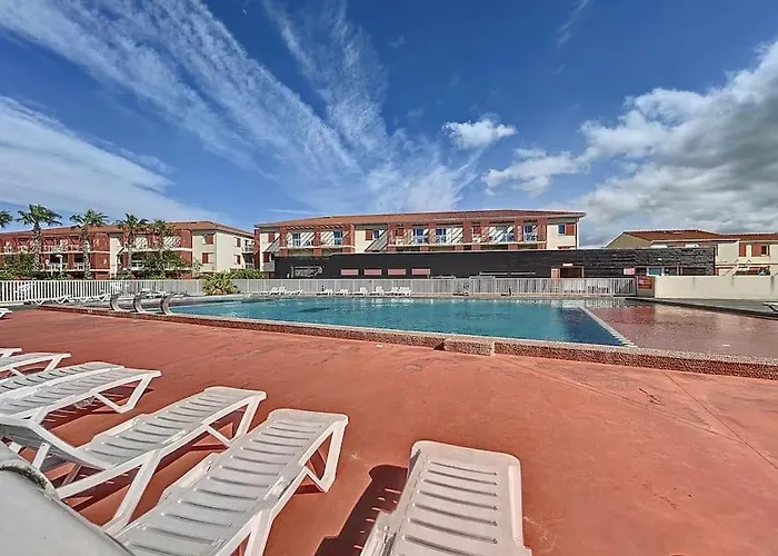 3304-T3 Dans Une Residence Avec Piscine