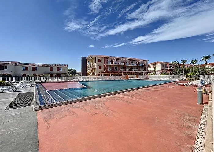 3304-T3 Dans Une Residence Avec Piscine